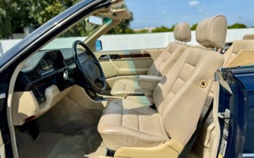 Mercedes-Benz-E-Class-1994-Convertible-11