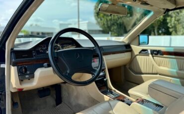 Mercedes-Benz-E-Class-1994-Convertible-13