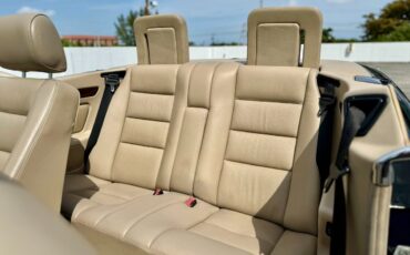 Mercedes-Benz-E-Class-1994-Convertible-21