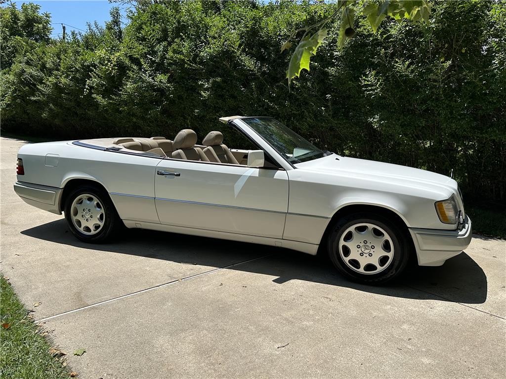 Mercedes-Benz-E320-Convertible-1995-Convertible-21