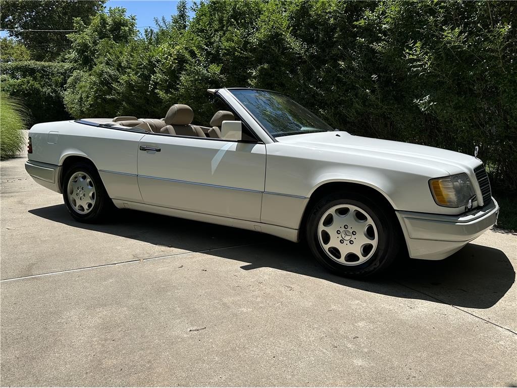 Mercedes-Benz-E320-Convertible-1995-Convertible-22