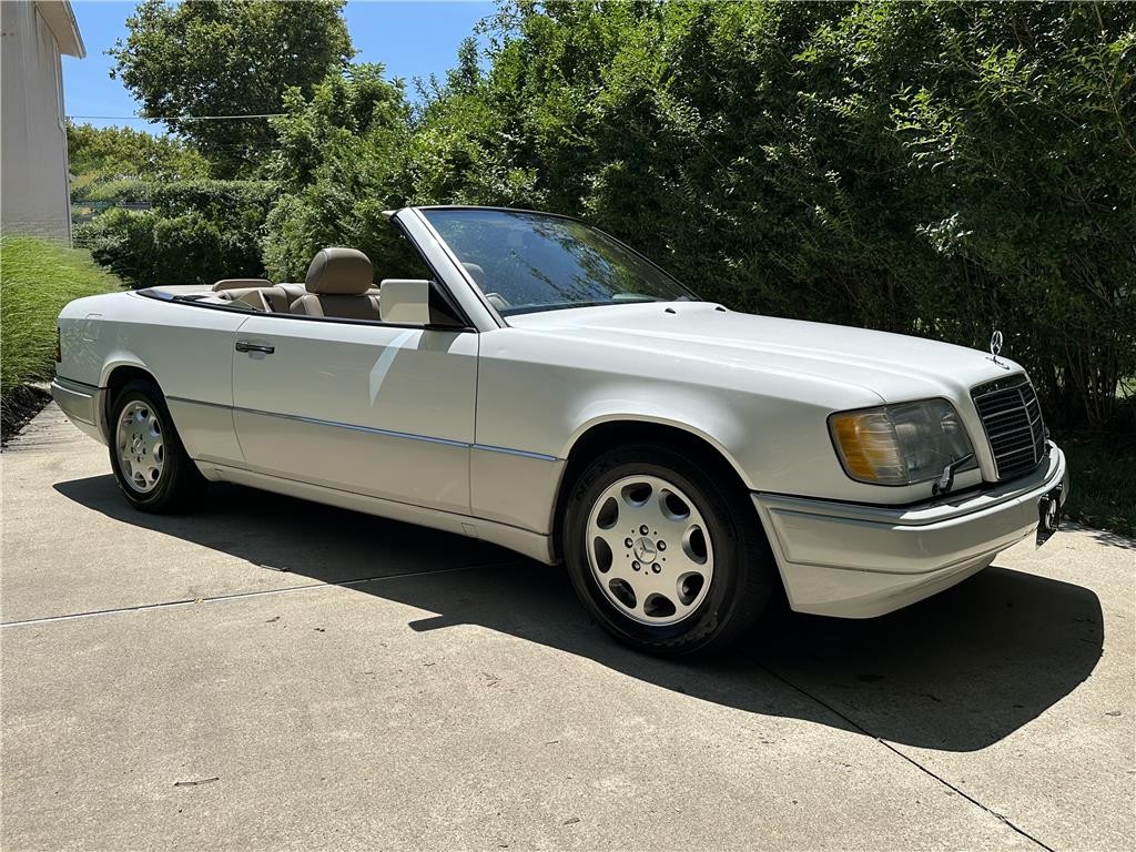 Mercedes-Benz-E320-Convertible-1995-Convertible-23