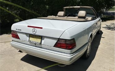 Mercedes-Benz-E320-Convertible-1995-Convertible-26
