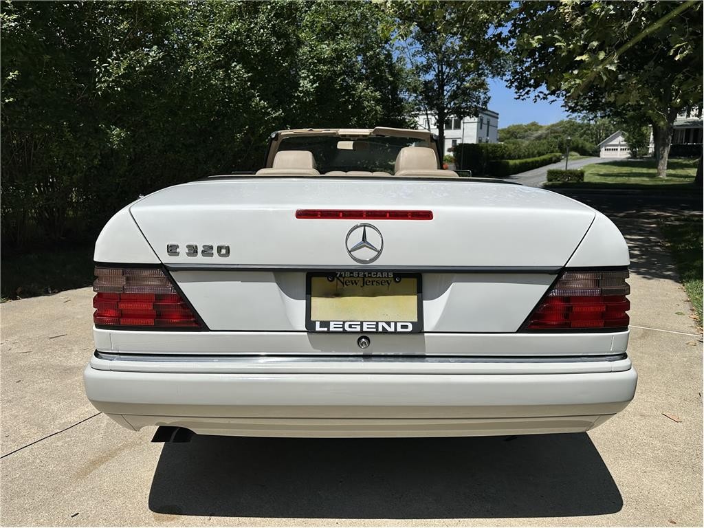 Mercedes-Benz-E320-Convertible-1995-Convertible-4