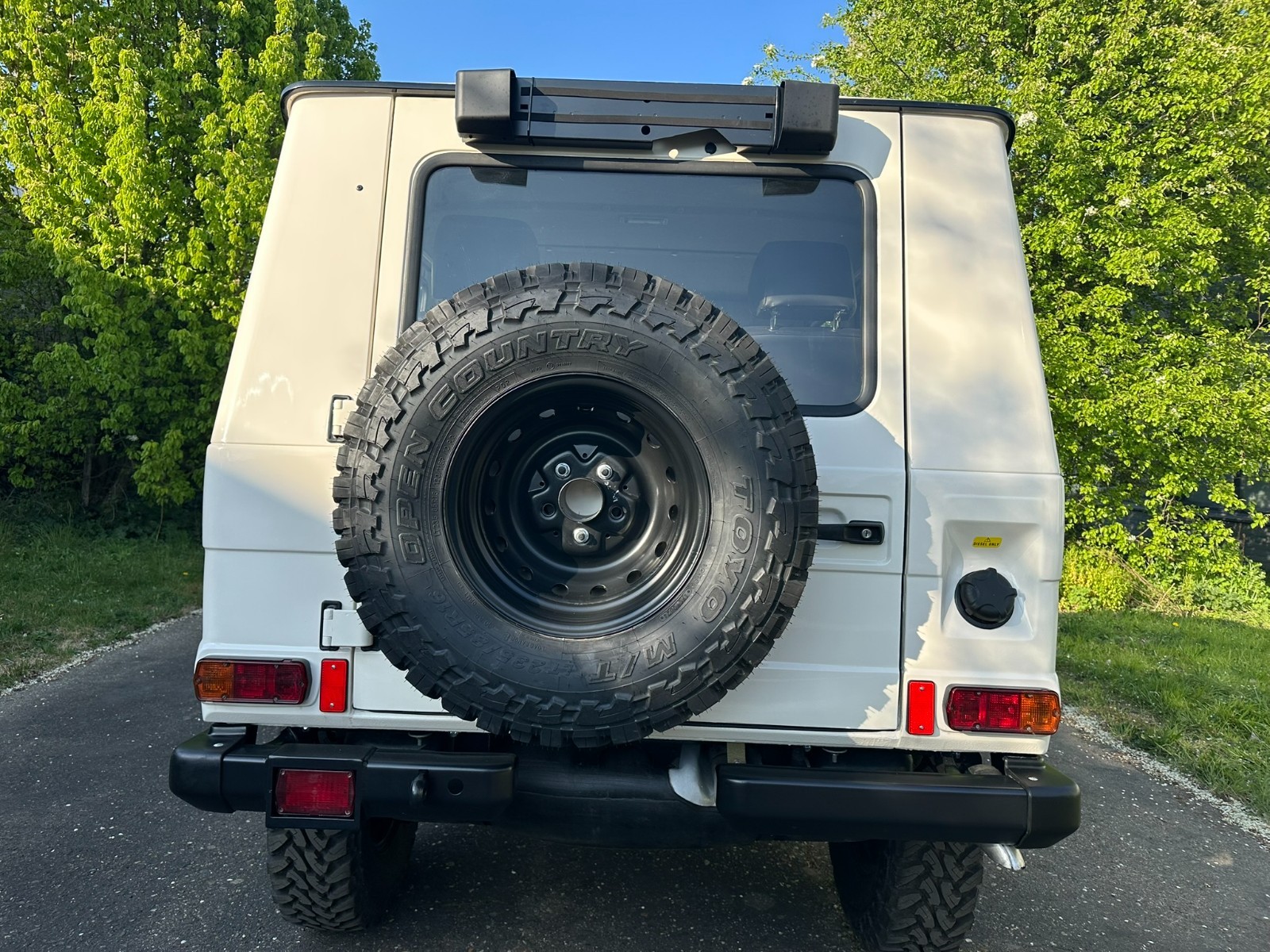 Mercedes-Benz-G-Class-1986-SUV-1