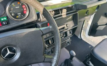 Mercedes-Benz-G-Class-1986-SUV-15