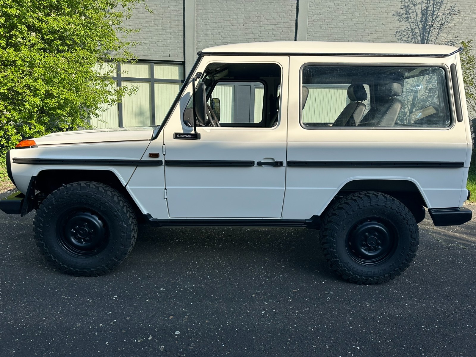 Mercedes-Benz-G-Class-1986-SUV-2