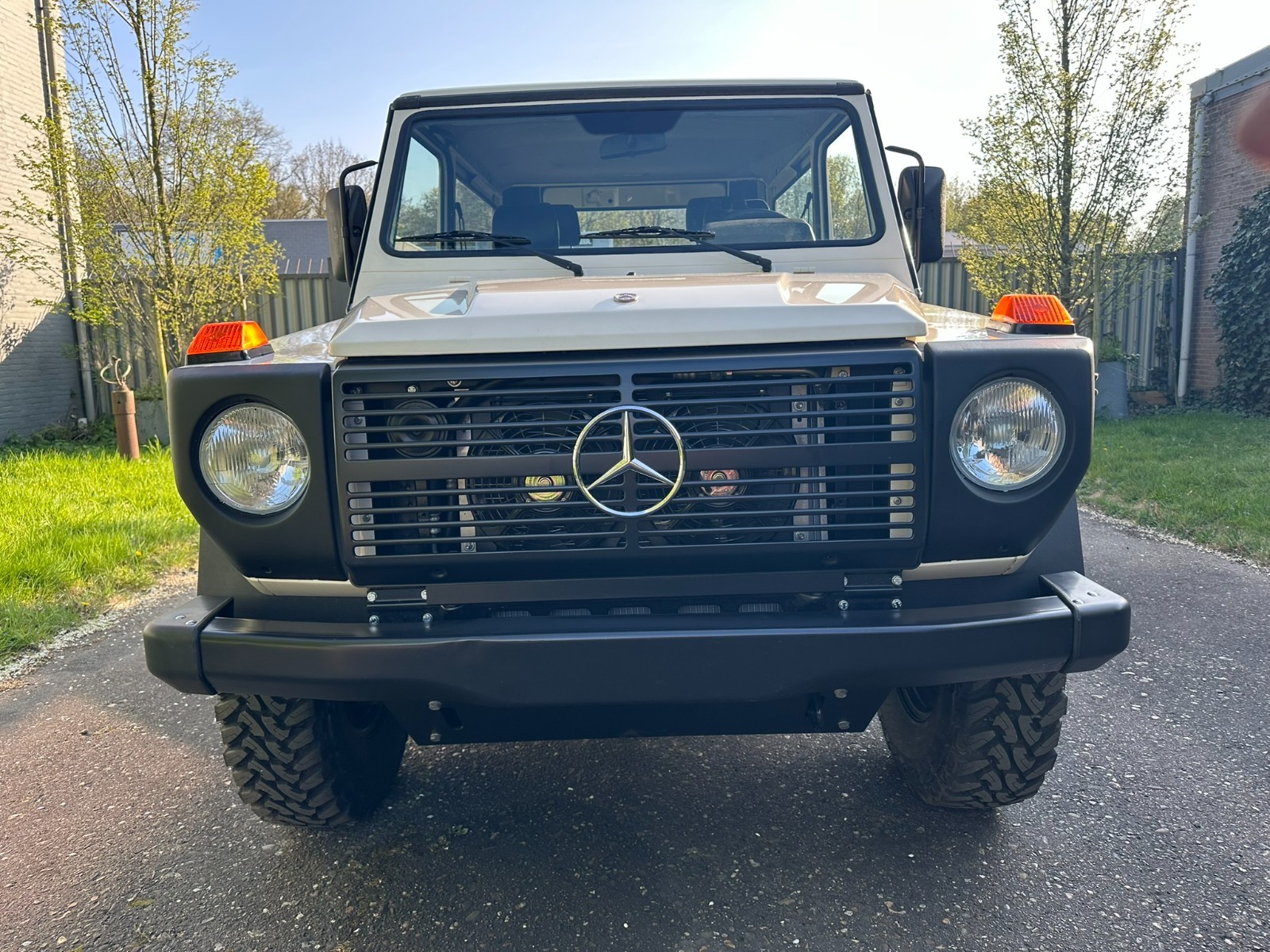 Mercedes-Benz-G-Class-1986-SUV-7