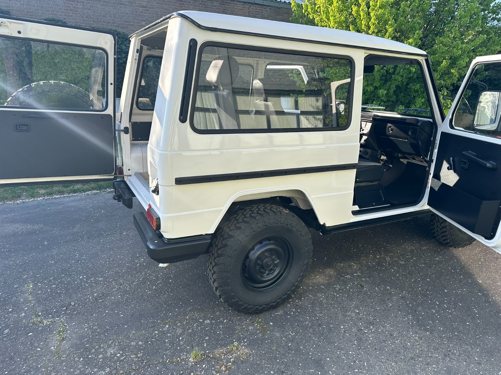Mercedes-Benz-G-Class-1986-SUV-9