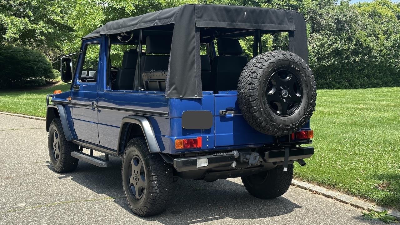 Mercedes-Benz-G-Wagon-1990-10