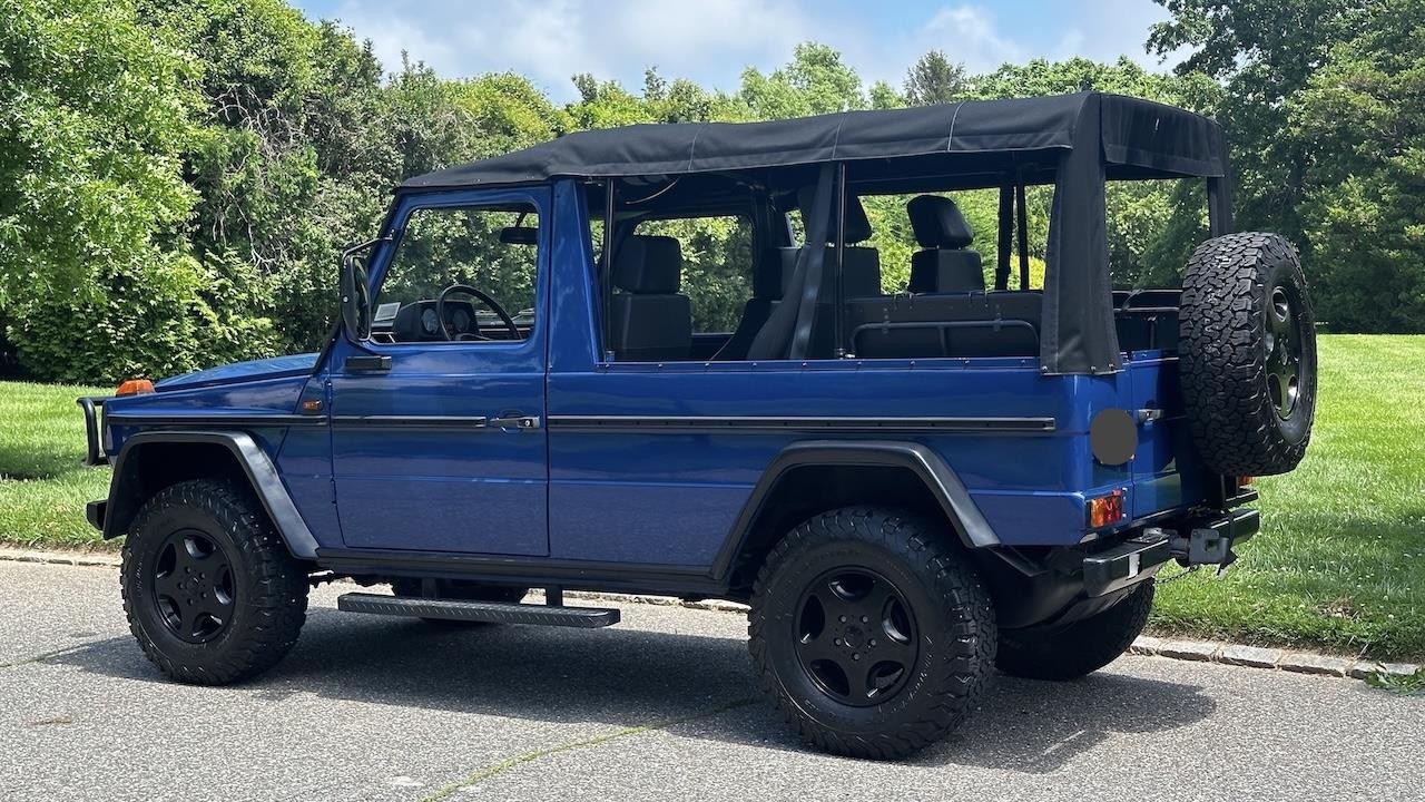 Mercedes-Benz-G-Wagon-1990-13