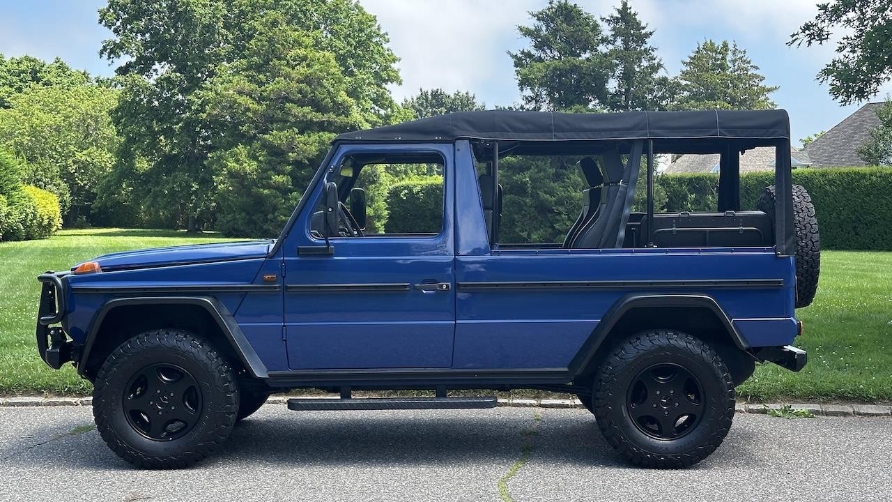 Mercedes-Benz-G-Wagon-1990-14