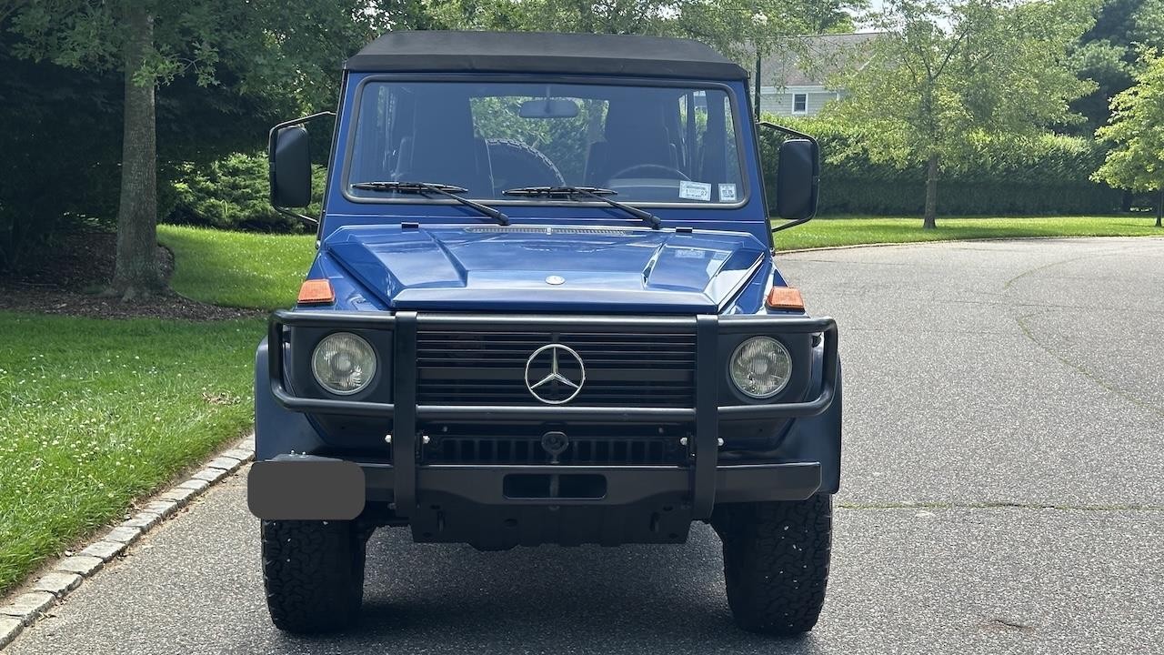 Mercedes-Benz-G-Wagon-1990-18