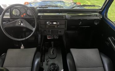Mercedes-Benz-G-Wagon-1990-22