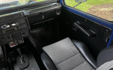 Mercedes-Benz-G-Wagon-1990-26
