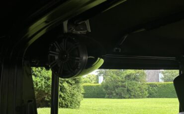 Mercedes-Benz-G-Wagon-1990-38