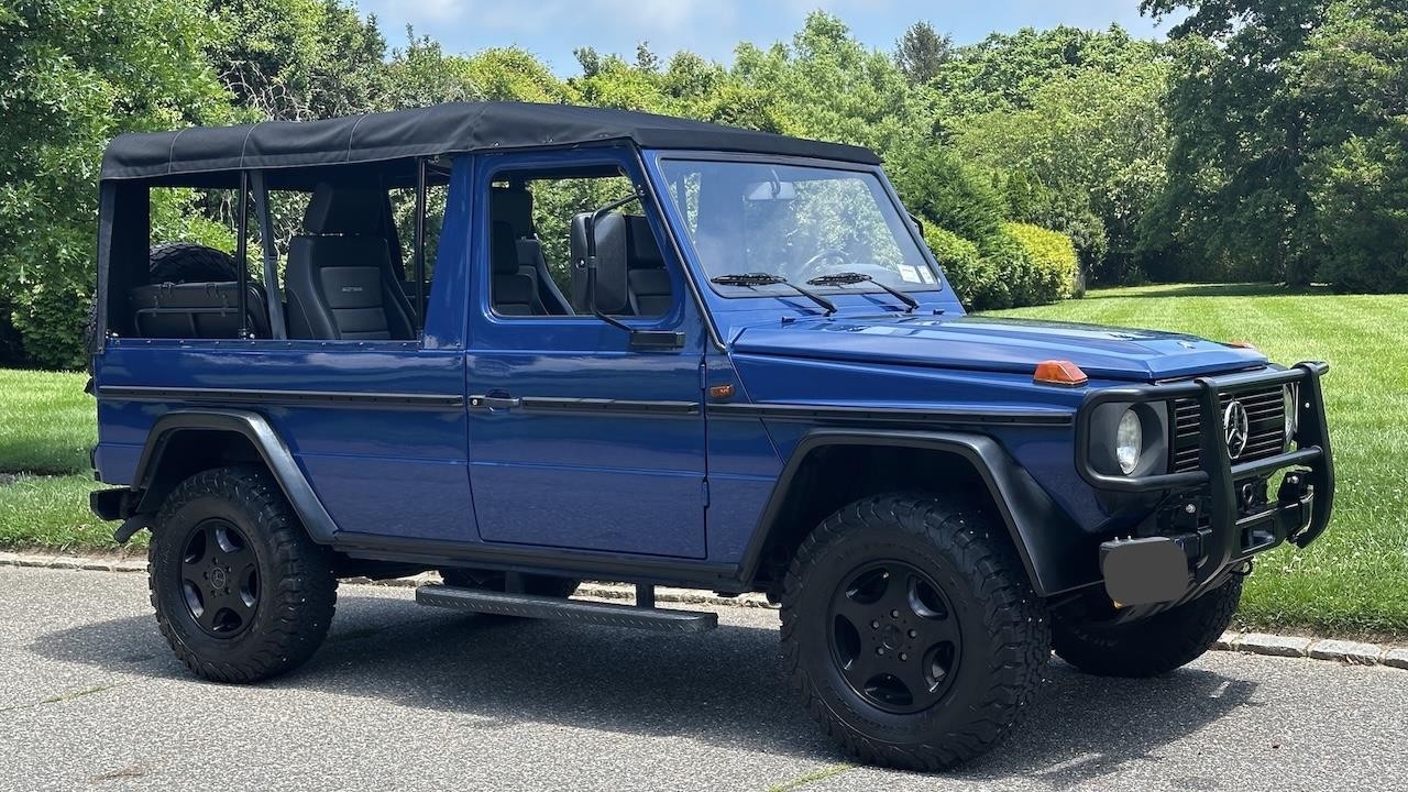 Mercedes-Benz-G-Wagon-1990-4