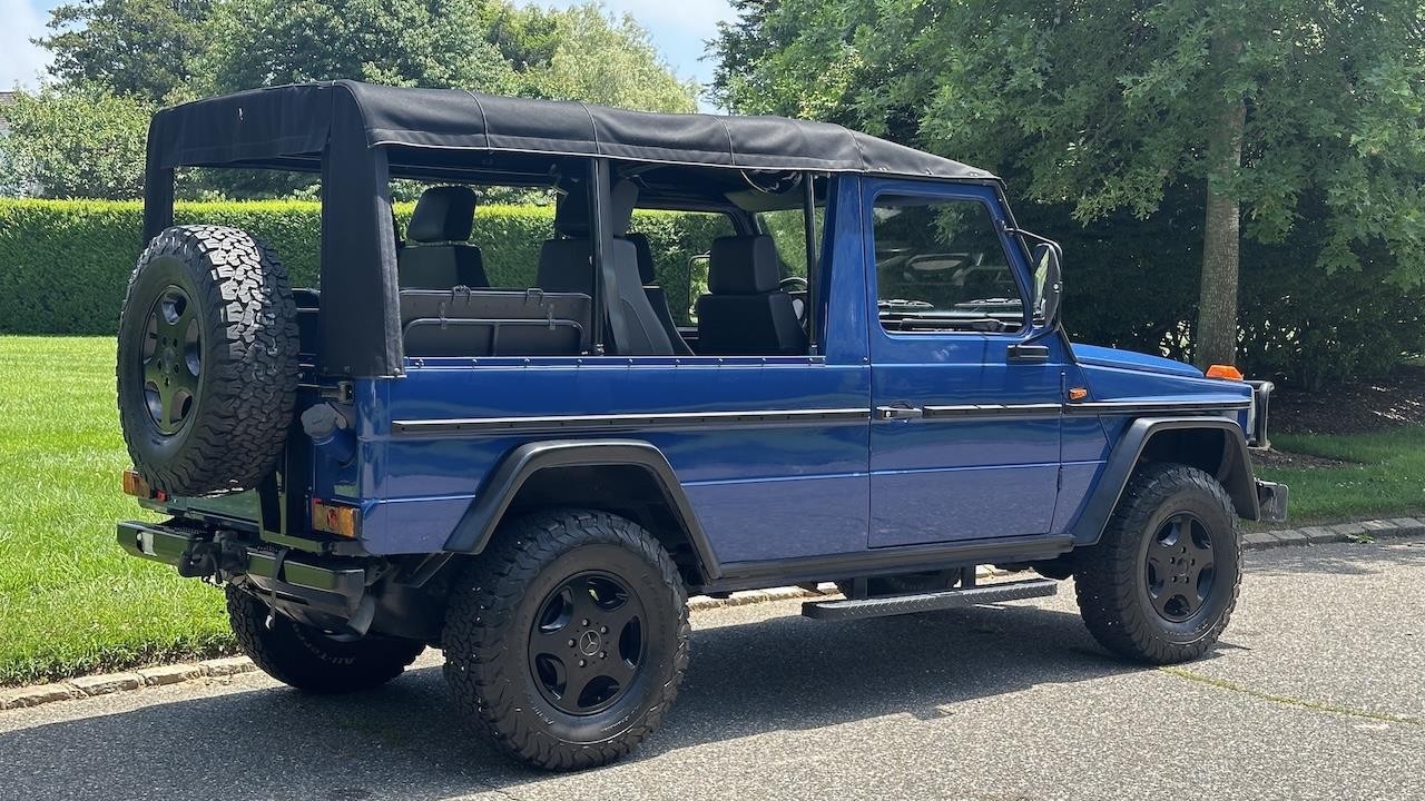 Mercedes-Benz-G-Wagon-1990-6