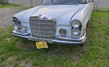 Mercedes-Benz-Other-1971-1