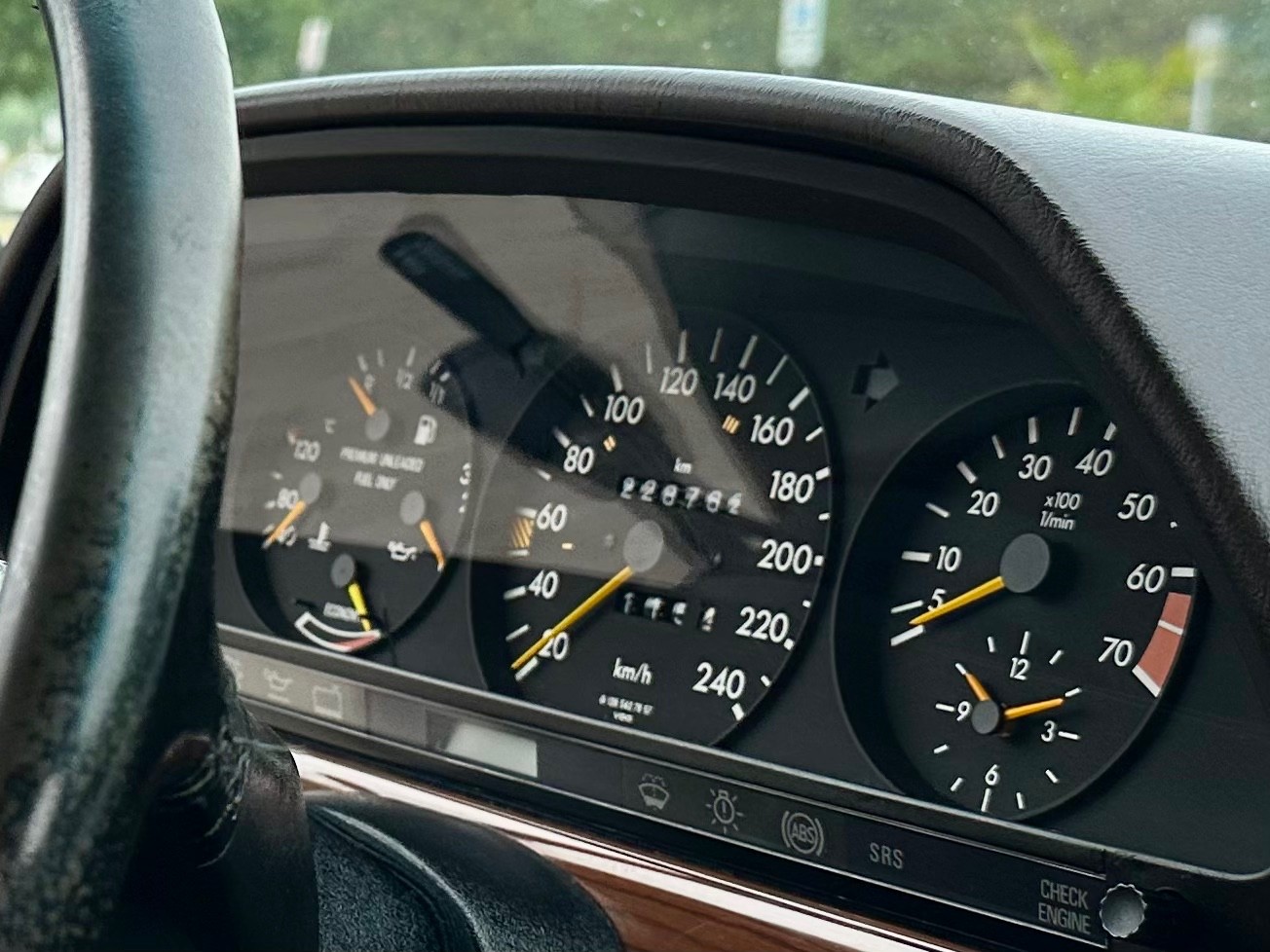 Mercedes-Benz-S-Class-1989-Sedan-19