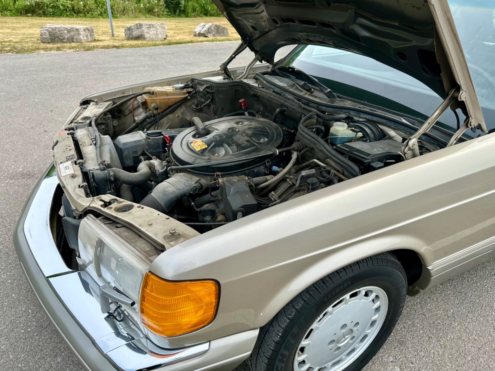 Mercedes-Benz-S-Class-1989-Sedan-28
