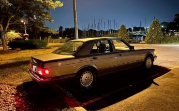 Mercedes-Benz-S-Class-1989-Sedan-8