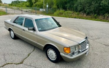 Mercedes-Benz-S-Class-1989-Sedan-9