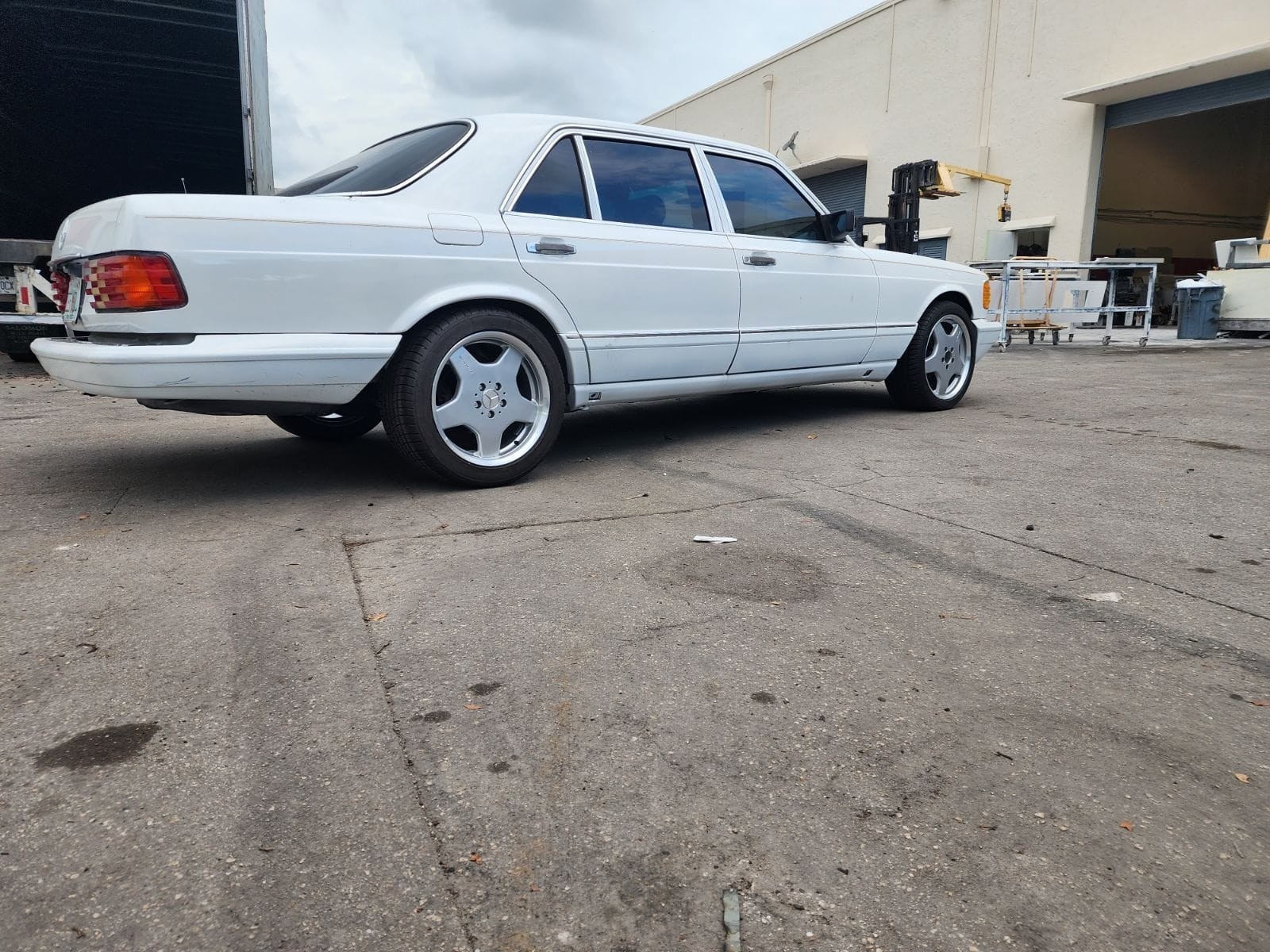 Mercedes-Benz S-Class 1991 Sedan
