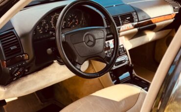 Mercedes-Benz-S-Class-1992-Sedan-15