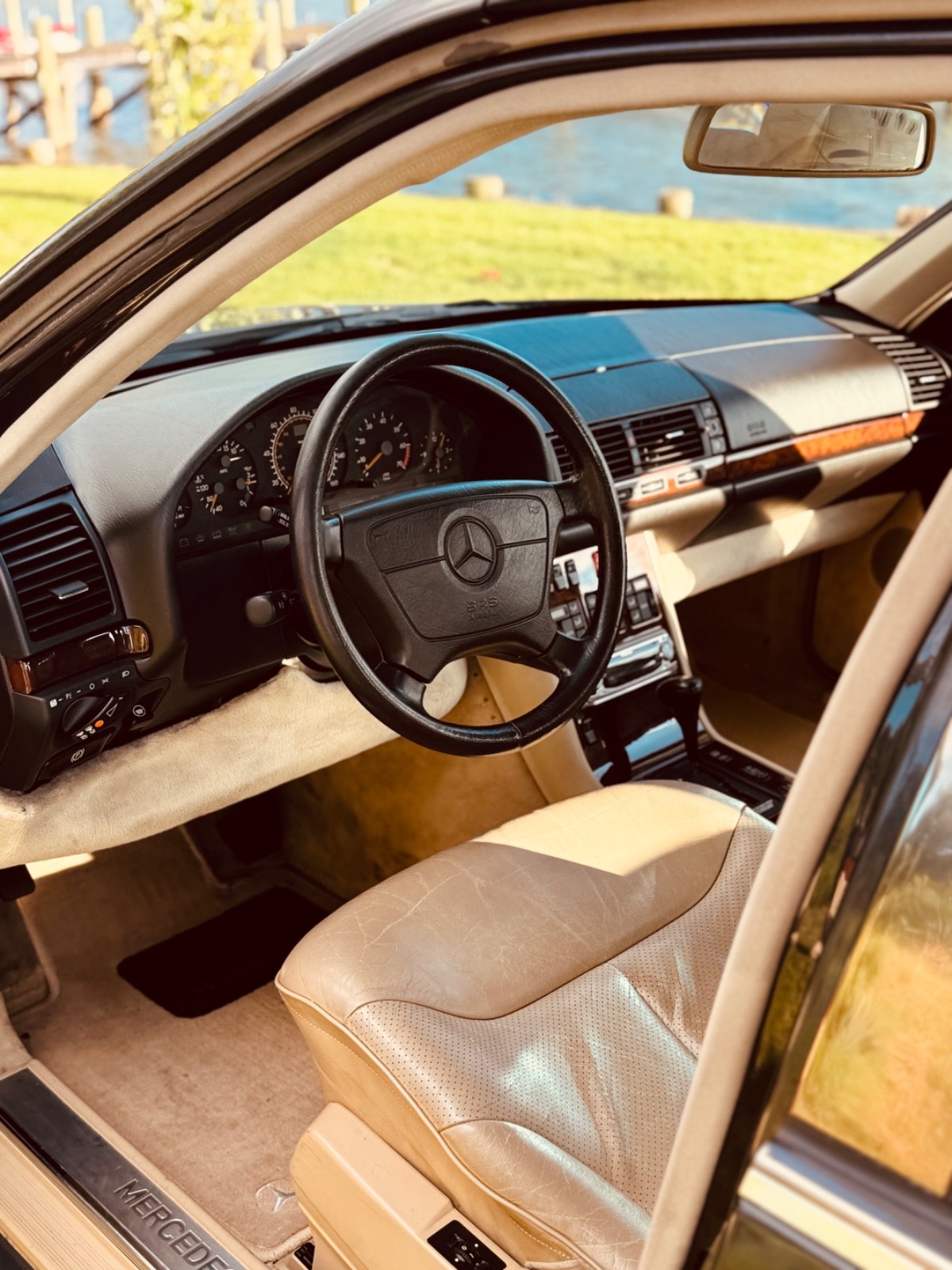 Mercedes-Benz-S-Class-1992-Sedan-15