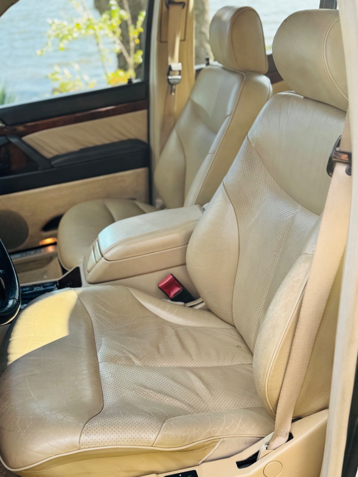 Mercedes-Benz-S-Class-1992-Sedan-16