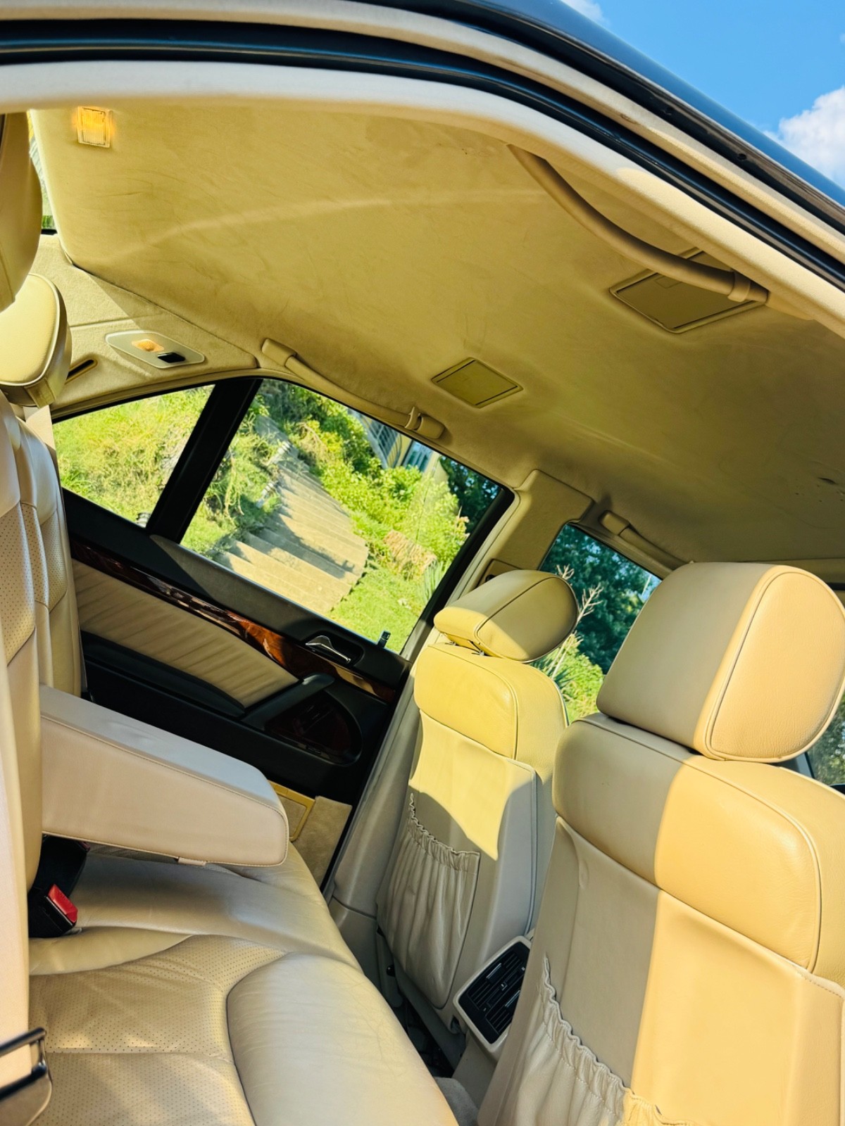 Mercedes-Benz-S-Class-1992-Sedan-19