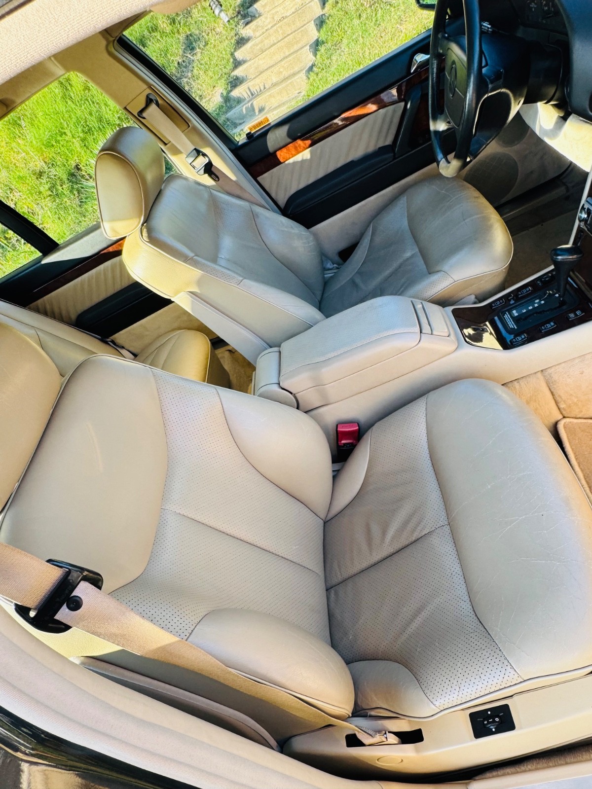 Mercedes-Benz-S-Class-1992-Sedan-22