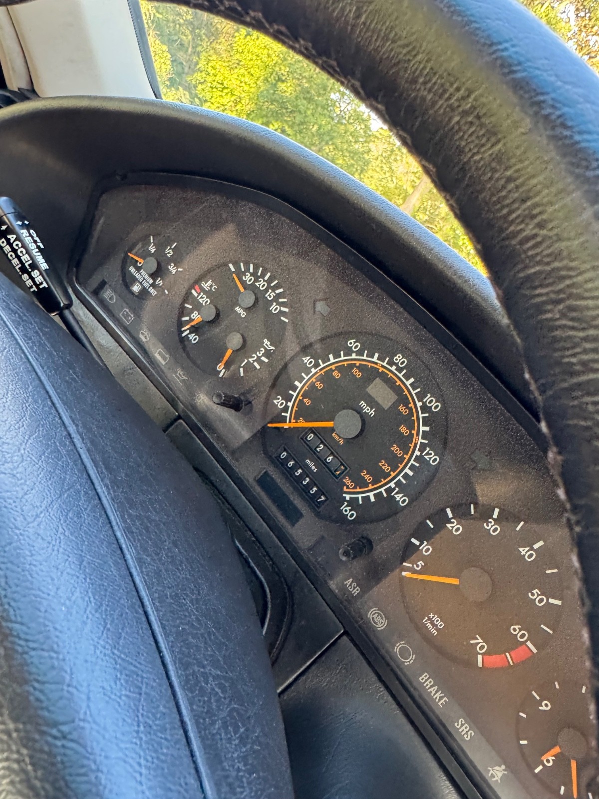 Mercedes-Benz-S-Class-1992-Sedan-25