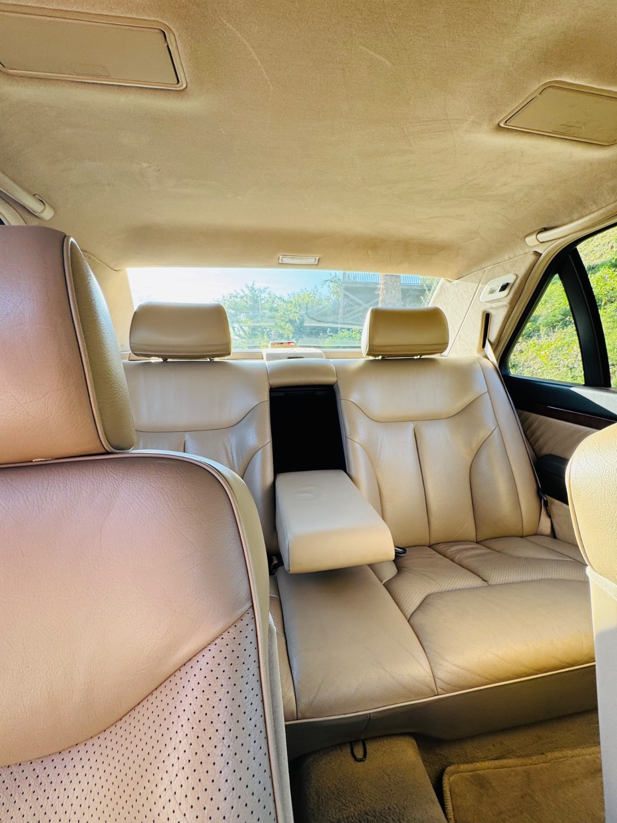 Mercedes-Benz-S-Class-1992-Sedan-26