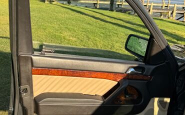 Mercedes-Benz-S-Class-1992-Sedan-28