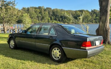 Mercedes-Benz-S-Class-1992-Sedan-5
