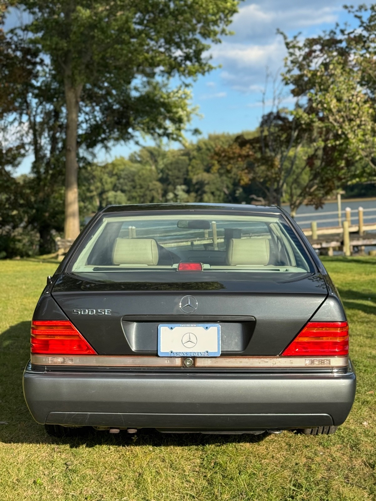 Mercedes-Benz-S-Class-1992-Sedan-7