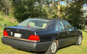 Mercedes-Benz-S-Class-1992-Sedan-8