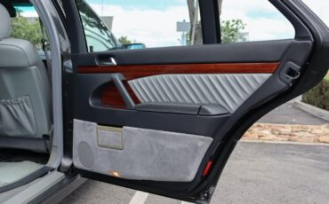 Mercedes-Benz-S-Class-1993-Sedan-17