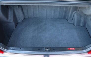 Mercedes-Benz-S-Class-1993-Sedan-28