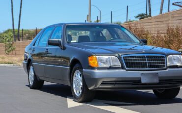 Mercedes-Benz-S-Class-1993-Sedan-8