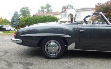 Mercedes-Benz-SL-Class-1958-Convertible-15