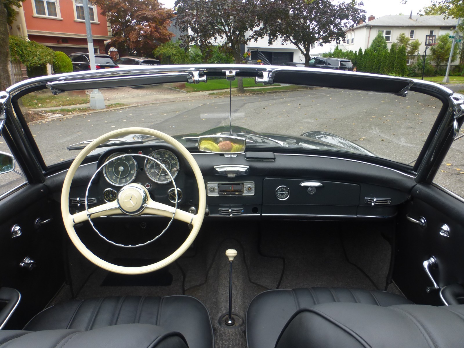 Mercedes-Benz-SL-Class-1958-Convertible-18