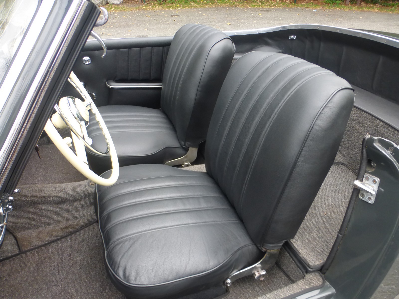 Mercedes-Benz-SL-Class-1958-Convertible-21