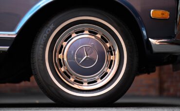 Mercedes-Benz-SL-Class-1968-24