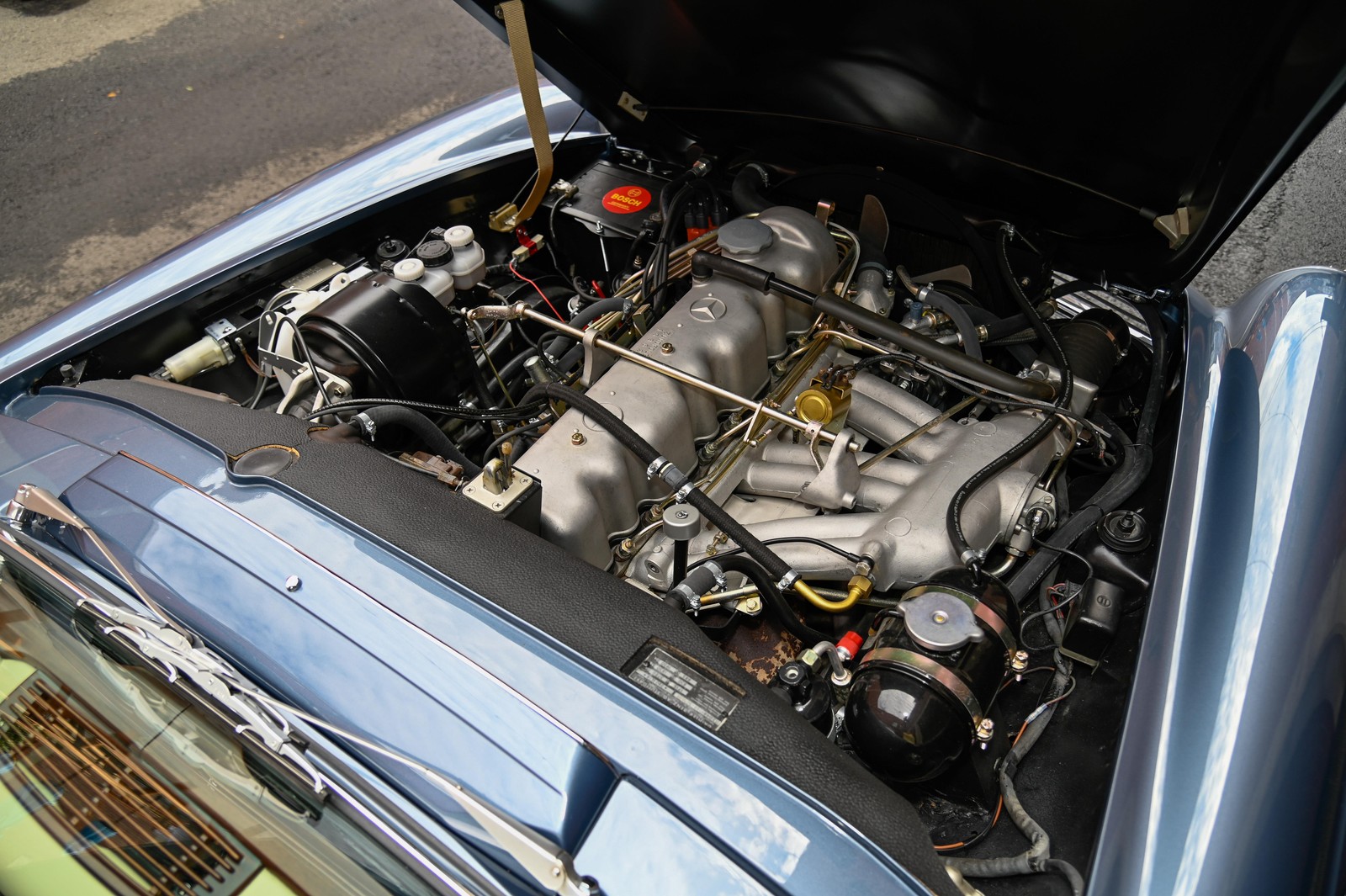 Mercedes-Benz-SL-Class-1968-27