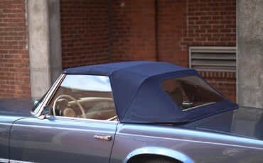 Mercedes-Benz-SL-Class-1968-38