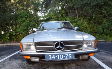Mercedes-Benz-SL-Class-1971-Convertible-1