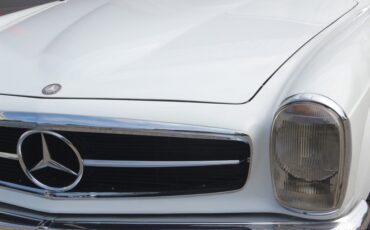 Mercedes-Benz-SL-Class-1971-Convertible-15
